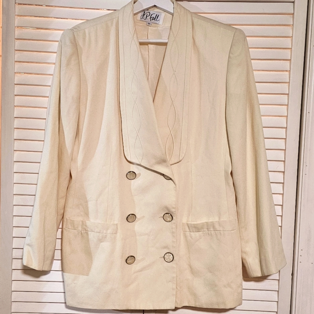 JP Fall Blazer size 12 White Piping with Pearl Brass Buttons